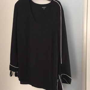 Rebel Wilson x Angels, Black Dress Top